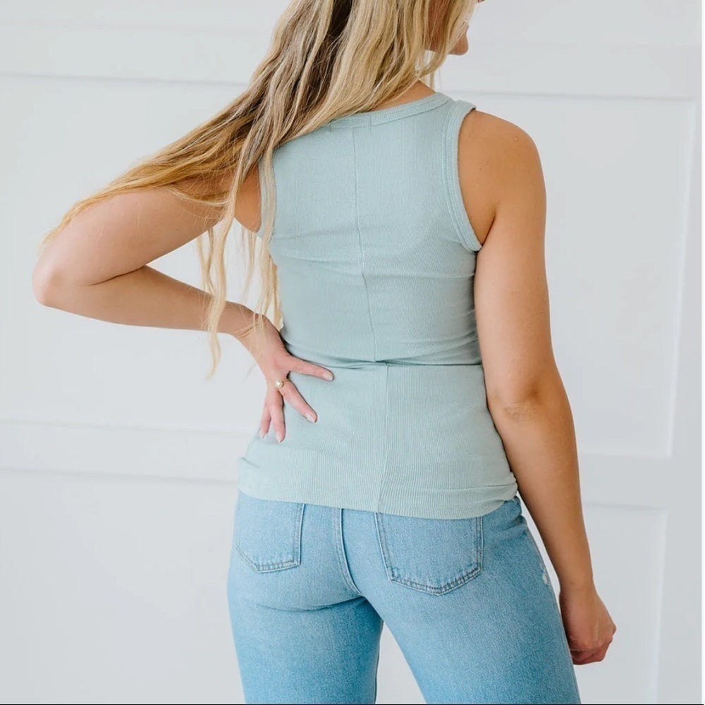 🚨Light Green Ribbed Tank - Picture 7 of 7